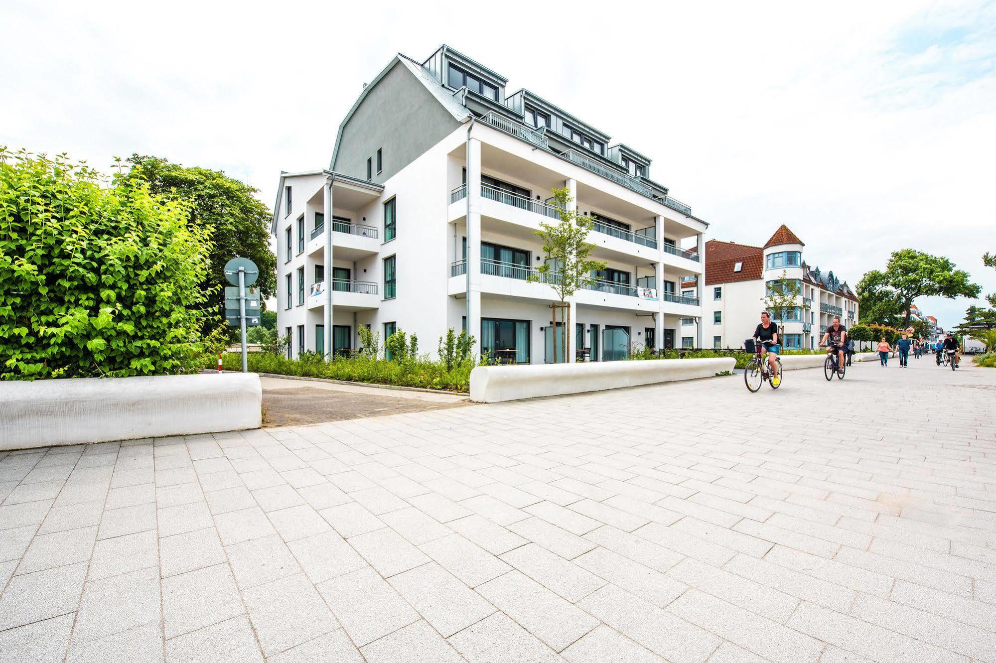Strandhotel Luv Timmendorfer Strand Buitenkant foto